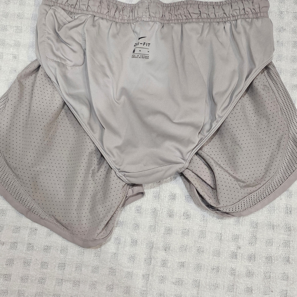 Nike Women's Tan Athletic Shorts - Picture 7 of 7